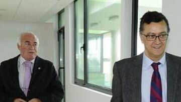 <b>LLEVAN EL DÍA A DÍA. </b>Antonio Corino, director general, y Santiago Ruiz, uno de los administradores concursales del club.