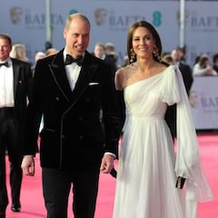 Prince William hosts Prince of Norway, fellow heir to the throne