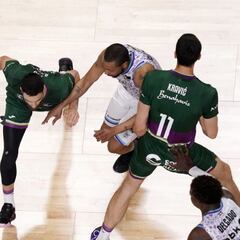 El Unicaja remonta 13 puntos al Bilbao y termina arrollando