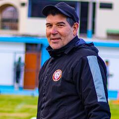 Dirigió en Chile, logró un triunfo recordado y hoy sufre una terrible enfermedad