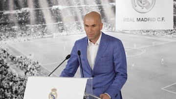 El estratega francés, Zinedine Zidane, cumple 51 años de edad este viernes 23 de junio. Por ello, te diremos cuál es la fortuna del histórico del Madrid.