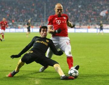 Arjen Robben con Gaitán. 