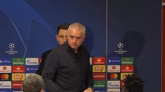 La ruda reacción de Mourinho ante el aliento de un periodista