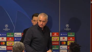 La ruda reacción de Mourinho ante el aliento de un periodista