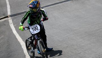 Pajón gana oro en la quinta válida de Copa Mundo de BMX