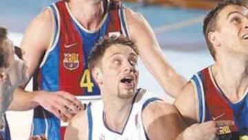 <b>ESTELAR. </b>El pívot David Andersen se exhibió en el Palau.