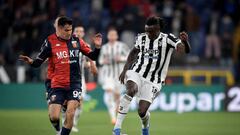 GENOA, ITALY - MAY 06: Moise Kean of Juventus and Galdames of Genoa during the Serie A match between Genoa CFC and Juventus at Stadio Luigi Ferraris on May 6, 2022 in Genoa, Italy. (Photo by Daniele Badolato - Juventus FC/Juventus FC via Getty Images)