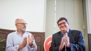 El candidato del PSdeG a la Alcaldía de Ourense, Paco Rodríguez (i), y el ministro de Inclusión, Seguridad Social y Migraciones, José Luis Escrivá (d), durante un acto de campaña electoral, a 24 de mayo de 2023, en Ourense, Galicia (España). Este es uno de los actos de la última semana de campaña electoral de las formaciones políticas de cara a las elecciones autonómicas y municipales del 28 de mayo. Durante el acto, han hablado sobre pensiones.
24 MAYO 2023;CAMPAÑA;CAMPAÑA ELECTORAL;ELECCIONES;28M;28 DE MAYO;PENSIONES;COMICIOS;PSDEG;PSOE
Agostime / Europa Press
24/05/2023