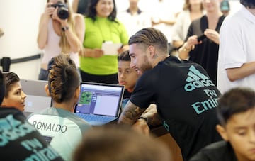 Ramos, Marcelo, Modric y Kovacic disfrutaron con los niños en un acto publicitario en USA