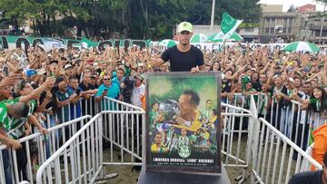 Alejandro Guerra se despide de Nacional con miles de hinchas haciéndole un homenaje