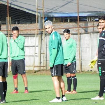 Fichó durante la temporada pasada en Temuco, pero sus constantes problemas físicos le quitaron continuidad. Sólo disputó cinco encuentros.