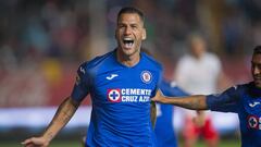 M&eacute;ndez: &quot;Tuve ofertas para irme, pero me quiero estar en Cruz Azul&quot;