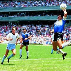Shilton: "Maradona nunca pidió perdón por hacer trampas"