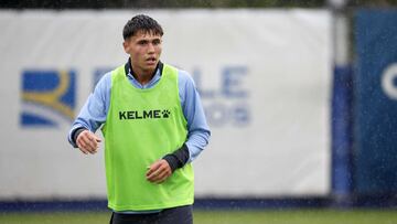 Bauza: “No te crees que vas a jugar un derbi con el primer equipo”