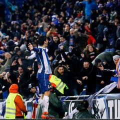 Gerard Moreno eleva la moral, y la nostalgia, de los pericos