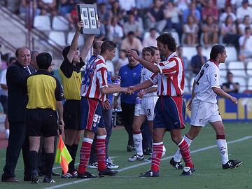 El ídolo de Torres. Coincidió con él en su primer año en el eprimer equipo rojiblanco.