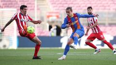 Griezmann durante un partido con el Barcelona ante el Atl&eacute;tico.