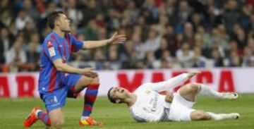 David Navarro fue expulsado por una entrada por detrás a Cristiano Ronaldo.