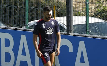 Pablo Martínez, con un apósito tras el corte sufrido el martes.