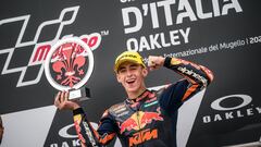 Acosta logró en Italia su primera victoria en Moto2.