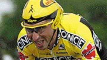 <b>BUEN COMIENZO.</b>El segundo clasificado del último Tour ha hecho este año su presentación en sociedad cediendo sólo dos segundos respecto a Lance Armstrong.