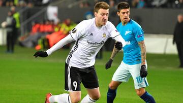 Soccer Football - Rosenborg BK vs FC Zenit - UEFA Europa League Group Stage Group L - Lerkendal Stadium, Trondheim, Norway - November 2, 2017 - Rosenborg&#039;s Nicklas Bendtner and Zenit&#039;s Emiliano Rigoni in action. NTB scanpix/Ole Martin Wold/via R