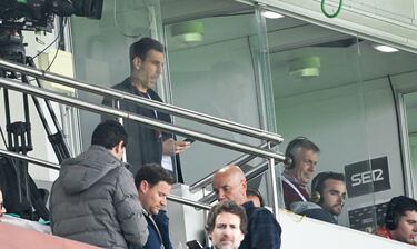 Ayuntamientos y clubes, amores mal avenidos