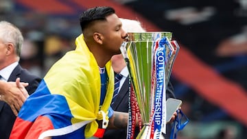 Alfredo Morelos campe&oacute;n de la Liga de Escocia con Rangers