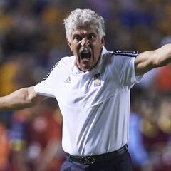 Ricardo Ferretti es cliente frecuente de los Clásicos Regios