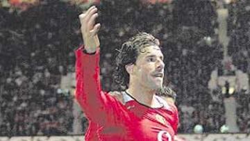 <b>EN RACHA. </b>Van Nistelrooy lleva siete goles en siete partidos de Liga.