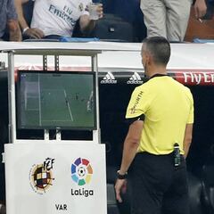 El VAR chequea en LaLiga más jugadas que en el Mundial