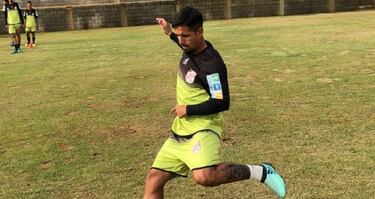 Sebastián Bernal, de barrista a futbolista profesional en Brasil