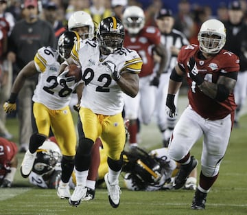 Pittsburgh Steelers 27-23 Arizona Cardinals.
El tercero y último Super Bowl disputado por Kurt Warner fue otro que se definió en los últimos instantes. En él, James Harrison marcó una de las jugadas más memorables de la historia de la NFL cuando regresó 100 yardas hasta la zona de anotación antes de finalizar el medio tiempo. Para darle el triunfo a Pittsbugh y su sexto Vince Lombardi, Santionio Holmes se estiró en la zona final para atrapar una espiral de Ben Roethlisberger que selló el triunfo y lo hizo el MVP de aquel partido.