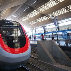 Así es el tren más rápido de Sudamérica que está en Chile: pantallas led, servicio a bordo y recorrido de Estación Central a Curicó