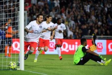 Montpellier-PSG. 0-2. Ezequiel Lavezzi celebró el segundo tanto.