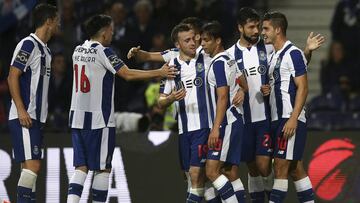 Con el 'Mexican Power' en la cancha, Porto golea al Arouca