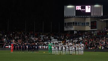 MADRID, 10/01/2025.- Los jugadores de ambos equipos previo al partido de la jornada 19 de LaLiga que Rayo Vallecano y Celta de Vigo disputan este viernes en el estadio de Vallecas. EFE/Juanjo Martín