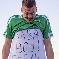 Mete un gol, manda un mensaje a Putin y se hace viral