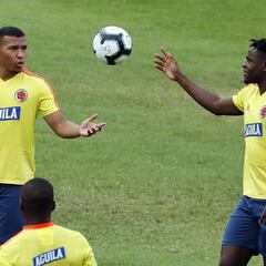 Colombia practica por última vez antes de Paraguay