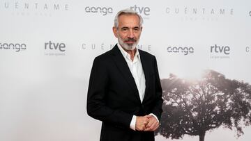 Imanol Arias posa durante el photocall previo a la premiere del último capítulo de la temporada 23 de 'Cuéntame cómo pasó', en los cines Callao de Madrid, a 28 de noviembre de 2023, en Madrid (España). Tras 22 años de su llegada a la televisión y 420 capítulos después, ‘Cuéntame cómo pasó’ proyecta hoy el último capítulo de su temporada.
A. Pérez Meca / Europa Press
28/11/2023