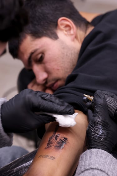 Ha tatuado a celebridades como LeBron James, Drake, Post Malone...