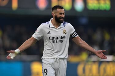 Villarreal 1-1 Real Madrid | Benzema volvió a poner el empate en el marcador engañando a Reina de penalti. Le dio con la mano Foyth tras un pase de Tchouameni a Vinicius en el área, que acabó después en el fallo de Benzema.

