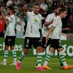 El Racing sigue su idilio con El Sardinero