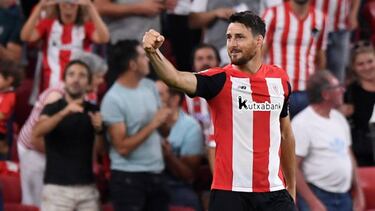 Aduriz celebra su gol al Barcelona del pasado mes de agosto en San Mamés.