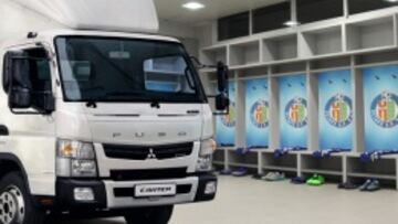 Un cami¨®n se cuela en el vestuario del Getafe