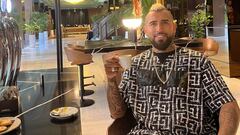 Así es el SUV en el que Vidal llegó en su estreno con Flamengo