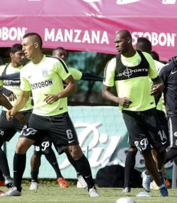 Ibarbo entrena con Nacional, ¿llegará para la Superliga?