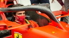 Carlos Sainz, en Maranello, visita la f&aacute;brica de Ferrari. 