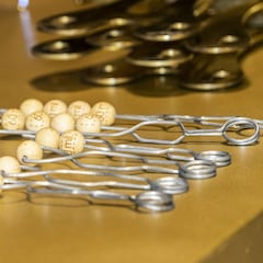 Lotería de Navidad en Barcelona: ¿qué premios del sorteo han caído y dónde?