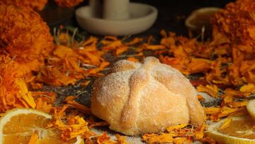 ¡Haz el pan tradicional de Día de los Muertos en México! Pasos a seguir y trucos
